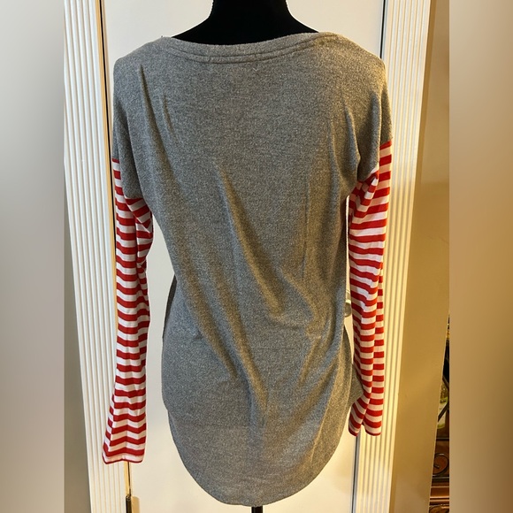 Wishing You A Very Magical Season Women's Jingle All The Way T-Shirt Size Small - Picture 4 of 5